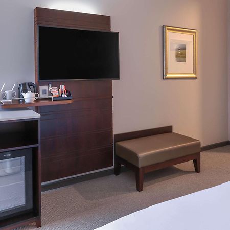 Hotel Garden Court East London Extérieur photo